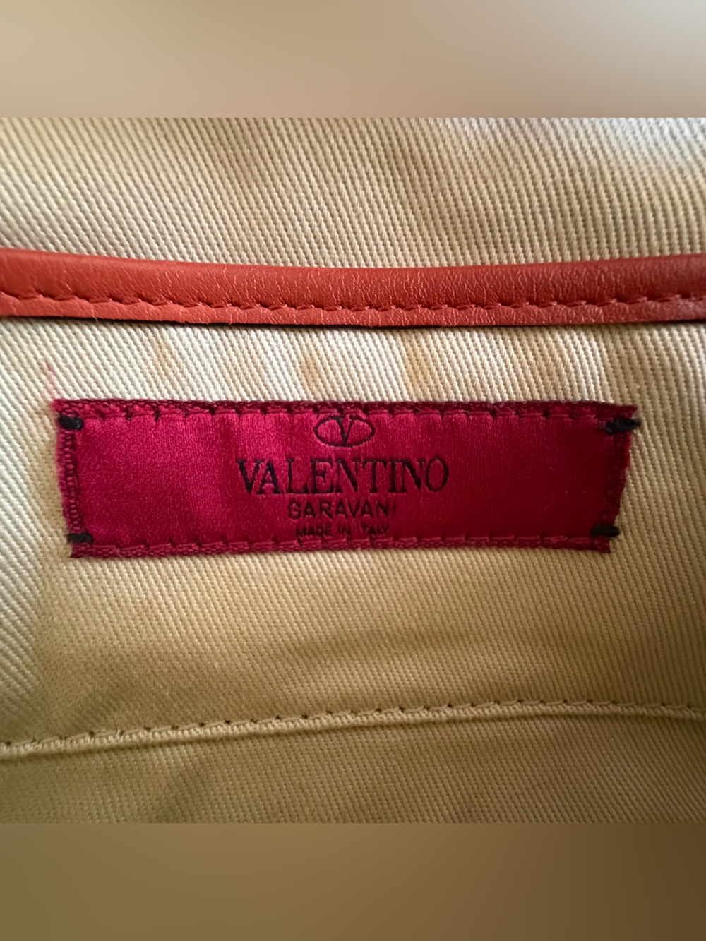 Valentino Garavani Rockstud Orange Leather Camera Crossbody Bag - Picture 10 of 11